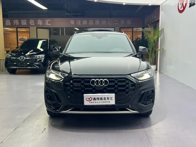 Audi Q5L — Фото автомобиля 3