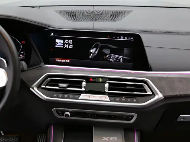 BMW X5 — Фото автомобиля 19