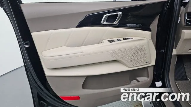 Kia Carnival — Фото автомобиля 14