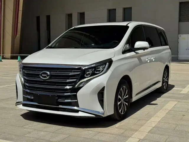 Фотография автомобиля — GAC Trumpchi M8