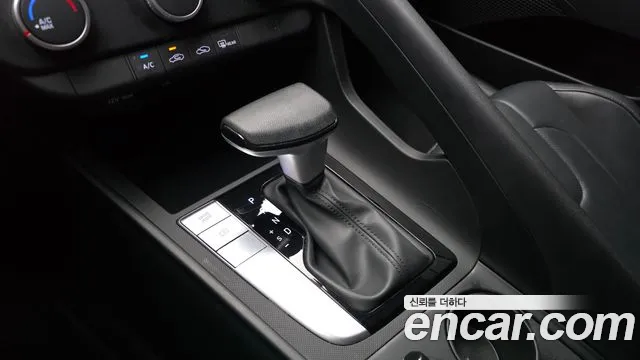 Hyundai Avante CN7 — Фото автомобиля 12