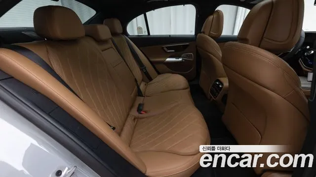 Mercedes-Benz E-Class W214 — Фото автомобиля 11