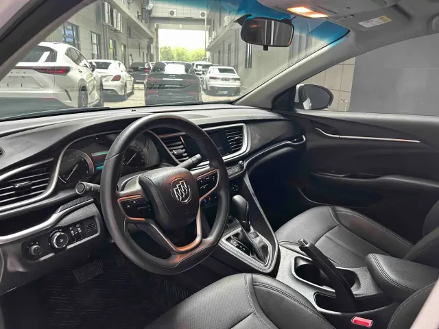 Buick Excelle — Фото автомобиля 13