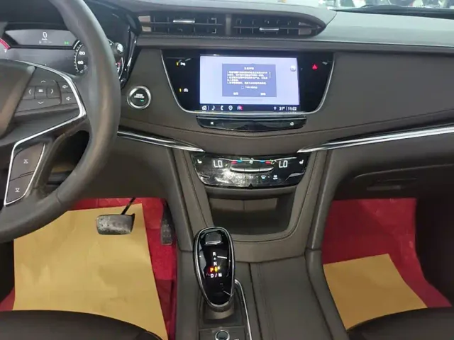 Cadillac XT5 — Фото автомобиля 12