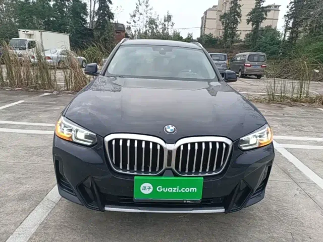 BMW X3 — Фото автомобиля 2