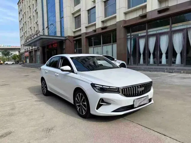 Geely Emgrand — Фото автомобиля 3
