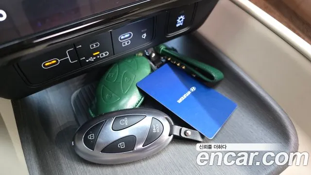 Hyundai Grandeur GN7 — Фото автомобиля 22