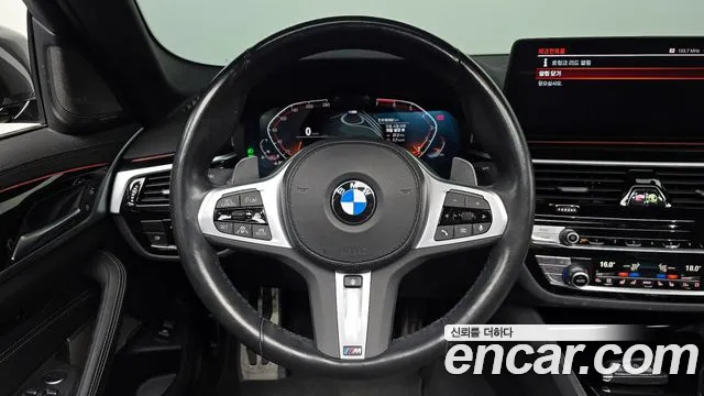 BMW 5-Series — Фото автомобиля 13