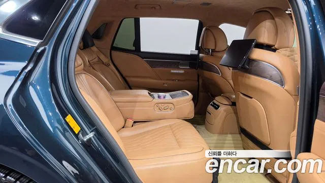 Genesis G90 Бензин 3.5 турбо AWD — Фото автомобиля 11