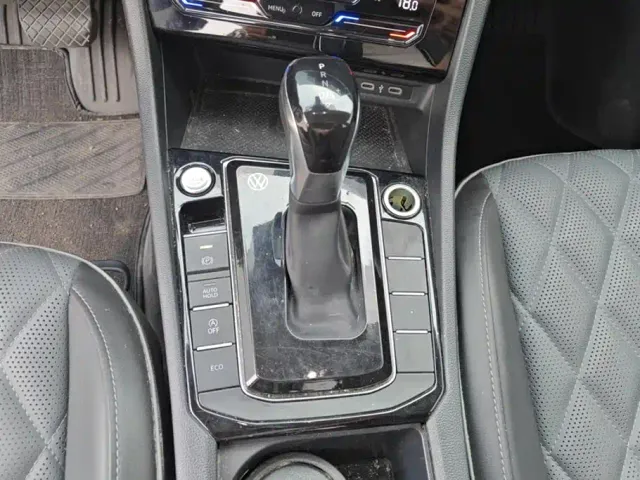 Volkswagen Sagitar — Фото автомобиля 16