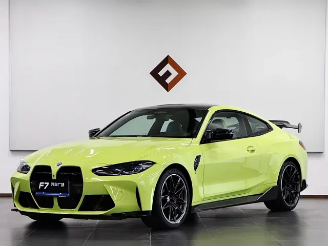Фотография автомобиля — BMW M4