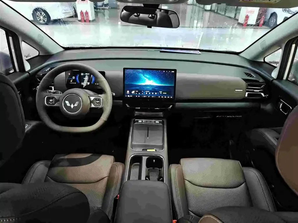 Wuling Motors Xingguang 730 New Energy 2025 Model Plug-in Hybrid Base Version — Фото автомобиля 9
