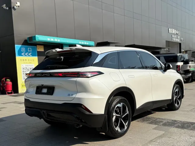 Beijing X55 — Фото автомобиля 4