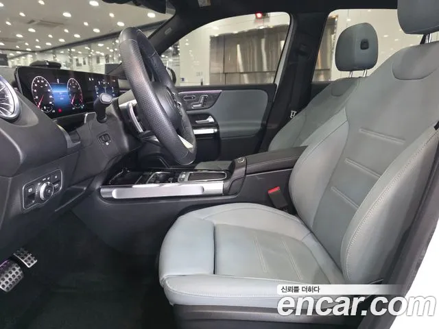 Mercedes-Benz GLB-Class — Фото автомобиля 19