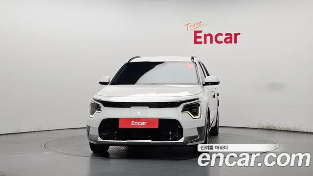 Kia Niro — Фото автомобиля 3