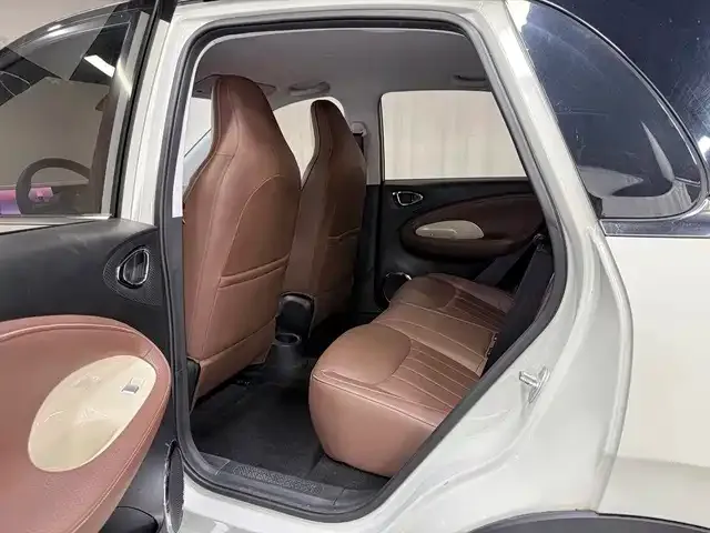 Wuling Bingo — Фото автомобиля 9