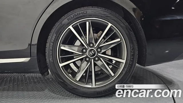 Hyundai Grandeur Новый Grandeur IG 3.0 LPi (Для проката) — Фото автомобиля 20
