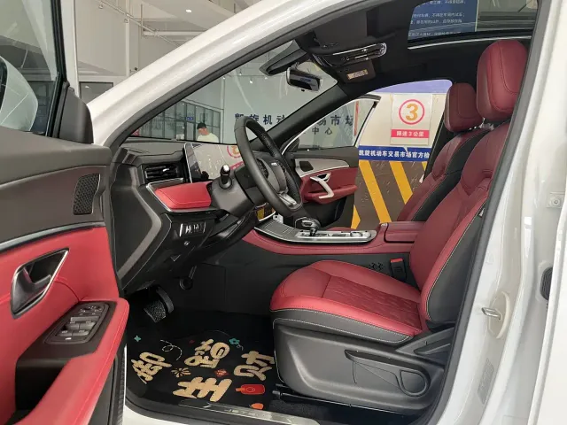 Jetour X70 Plus — Фото автомобиля 8