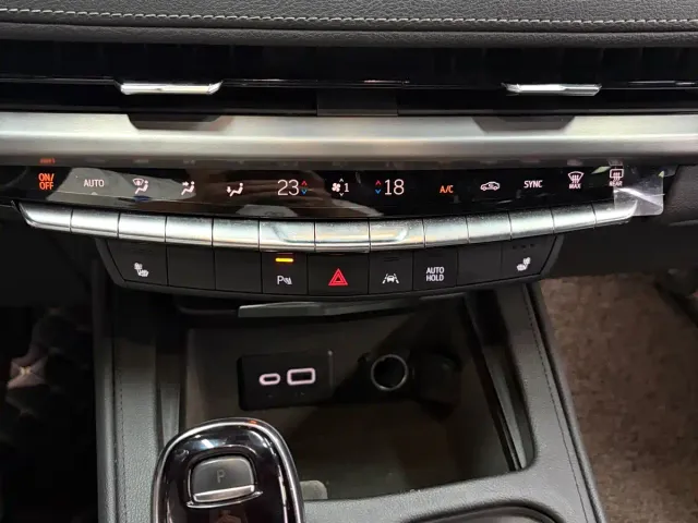 Cadillac XT4 — Фото автомобиля 14