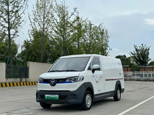 Фотография автомобиля — Foton Qianduoduo