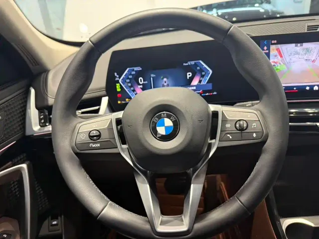BMW X1 — Фото автомобиля 12