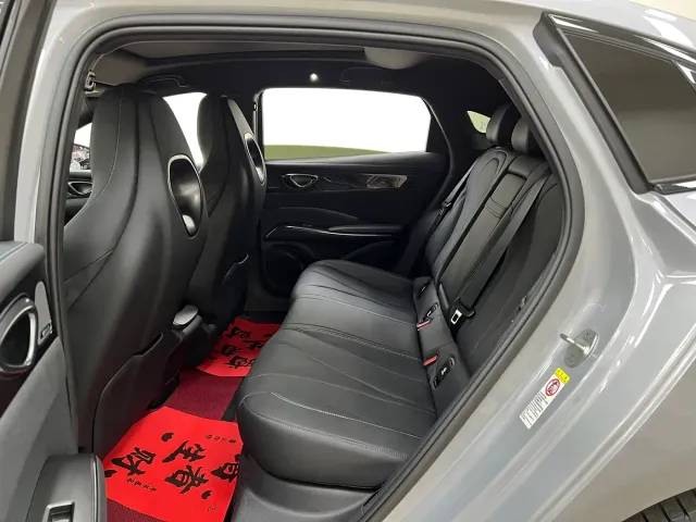 BYD Seal — Фото автомобиля 16