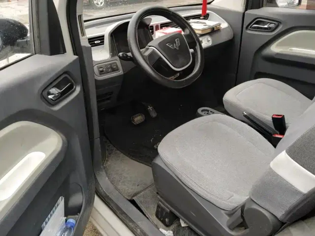 Wuling Hongguang Mini EV — Фото автомобиля 9