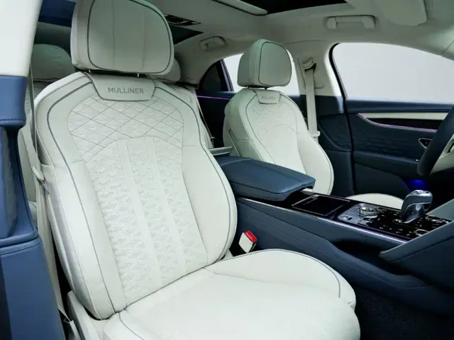 Bentley Flying Spur — Фото автомобиля 13