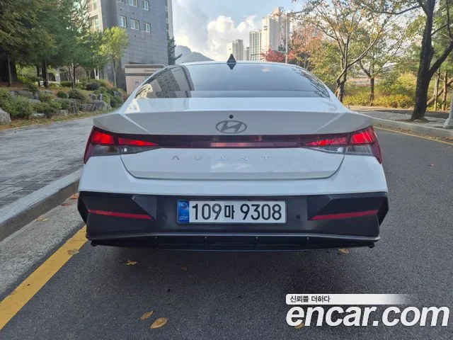 Hyundai Avante CN7 — Фото автомобиля 6