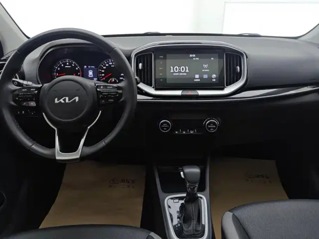 Kia KX1 — Фото автомобиля 12