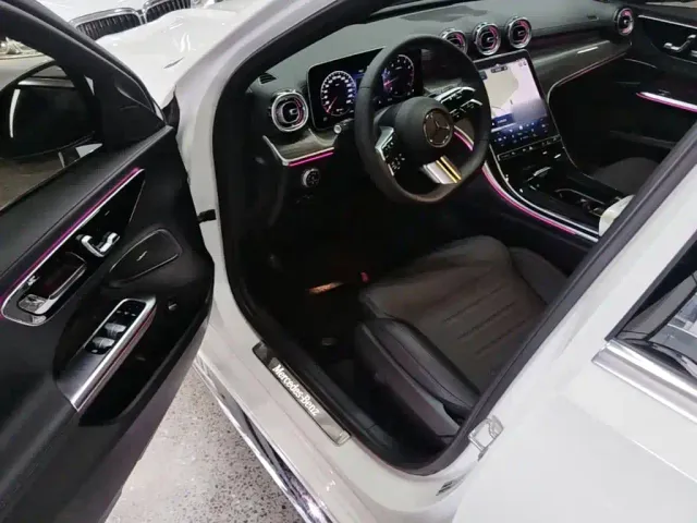 Mercedes-Benz C-Class — Фото автомобиля 15