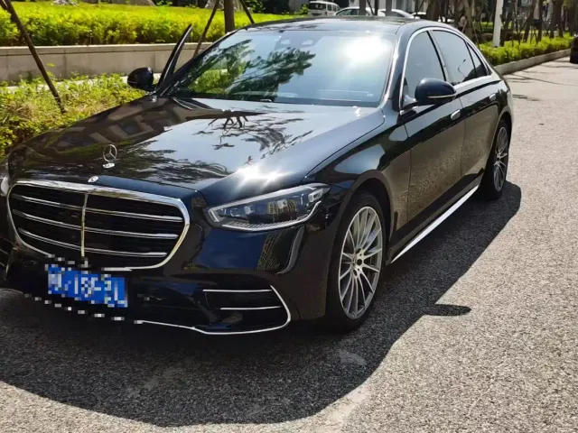 Фотография автомобиля — Mercedes-Benz S-Class