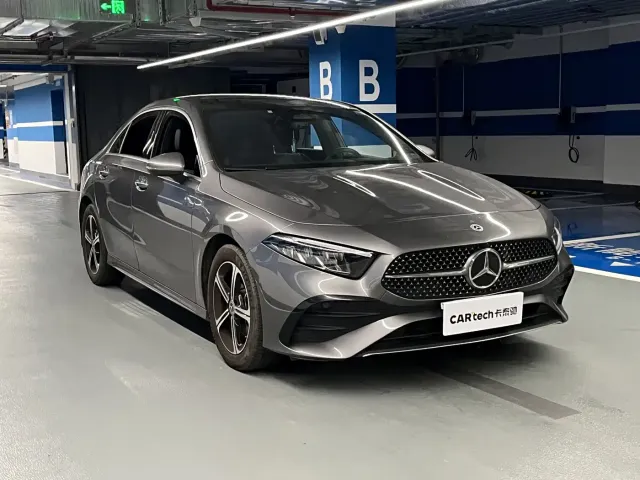 Mercedes-Benz A-Class — Фото автомобиля 3