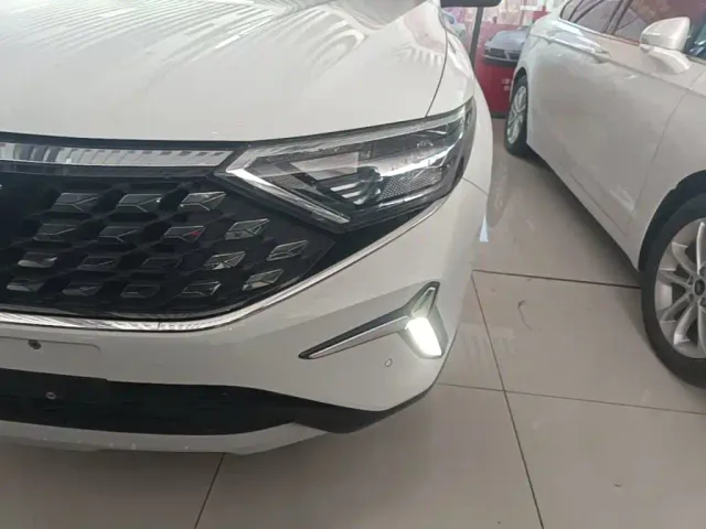 Jetta VS7 — Фото автомобиля 23