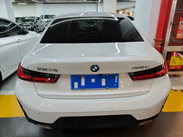 BMW 3 Series — Фото автомобиля 15