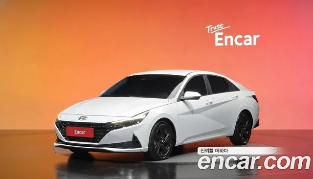 Фотография автомобиля — Hyundai Avante CN7