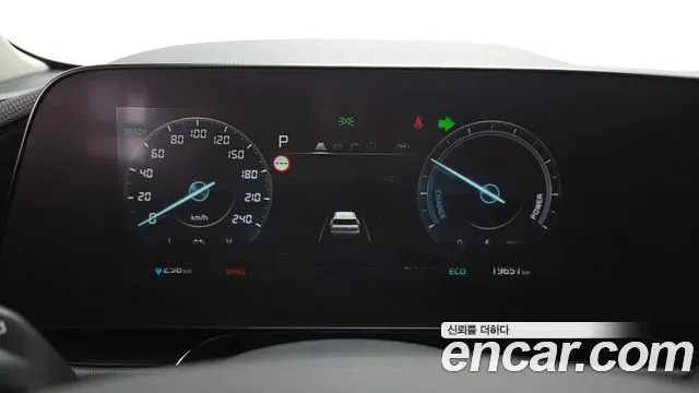 Kia Niro All Niro EV Air — Фото автомобиля 8