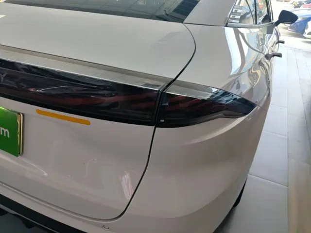 Geely Galaxy L6 — Фото автомобиля 7