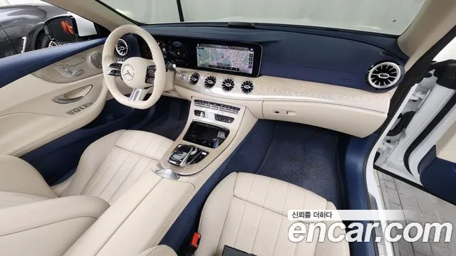 Mercedes-Benz E-Class — Фото автомобиля 7