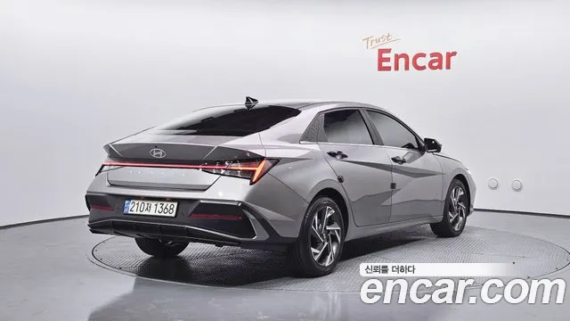 Hyundai AVANTE Новый Avante (CN7) — Фото автомобиля 2