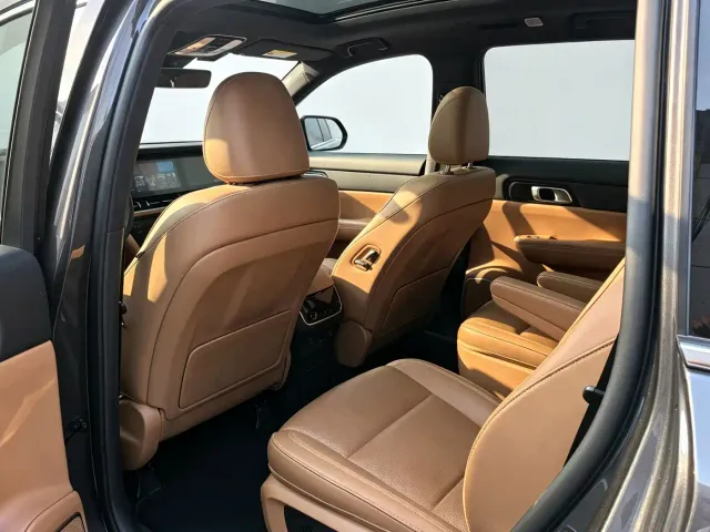 Li Auto ONE — Фото автомобиля 12