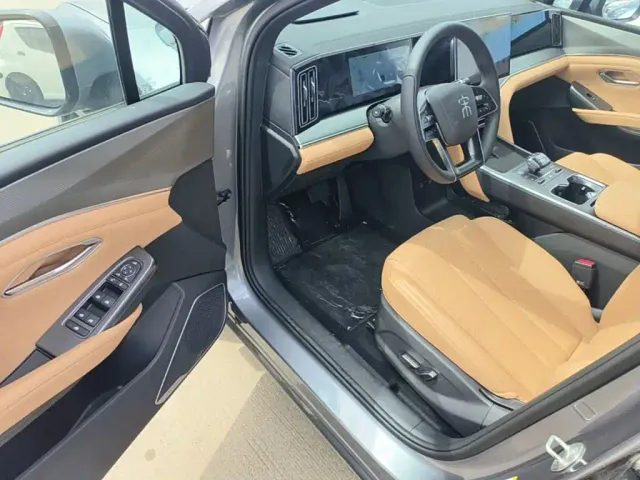 BYD Song L DM-i — Фото автомобиля 15
