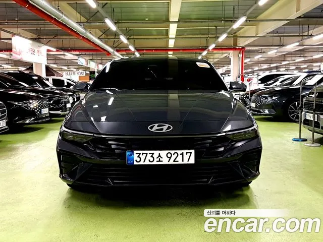 Hyundai AVANTE Новый Avante (CN7) — Фото автомобиля 3