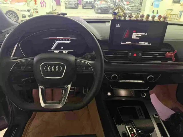 Audi Q5L Sportback — Фото автомобиля 4