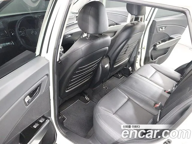 KG_Mobility_Ssangyong TIBOLI Very New Tivoli Бензин 1.5 2WD — Фото автомобиля 13