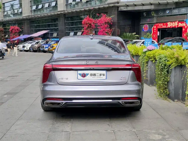 Hongqi H5 — Фото автомобиля 5