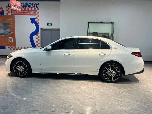 Mercedes-Benz C-Class — Фото автомобиля 7
