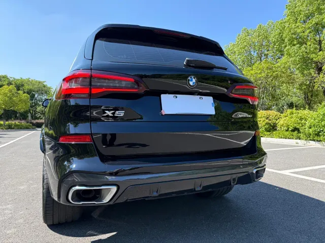 BMW X5 — Фото автомобиля 7
