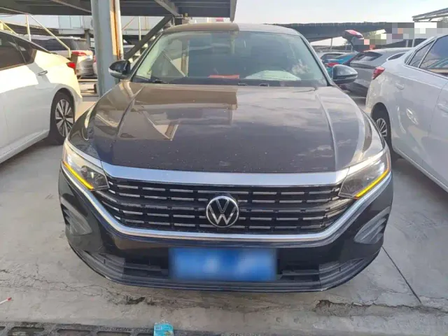 Volkswagen Passat — Фото автомобиля 2