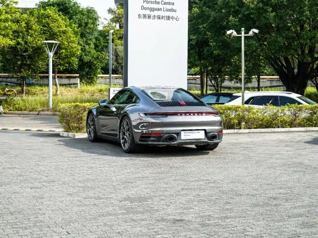 Porsche 911 — Фото автомобиля 14